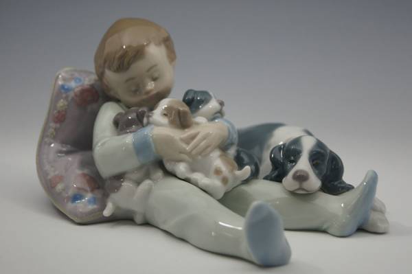 ◯LLADRO リヤドロ　みんなおねんね　犬　子犬　廃盤　フィギュリン◯ 廃盤 リヤドロ 1535 『みんなおねんね』 “SWEET DREAMS” LLADRO 少年