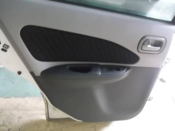 日産ウイングロード 左リアドア11Y 【中古】ウイングロード WFY11 左 