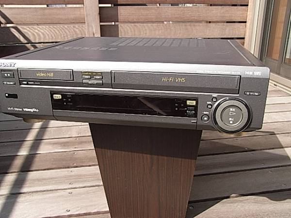 Sony ビデオカセットレコーダー／WV-H4 （ジャンク） ,ソニー製ダブル