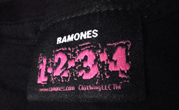 Ramones Beat RAMONES Tシャツ Brat ラモーンズ on the | バンドT