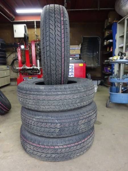 195/80R15 107/105L ヨコハマ JOB RY52 中古夏タイヤ4本 新車外し