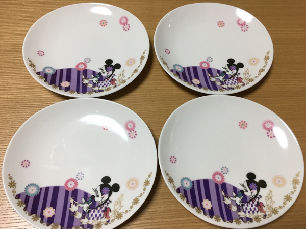 ディズニーシー購入 はいからミニー 食器6点 平皿x4 ボウル皿x2 その他 売買されたオークション情報 Yahooの商品情報をアーカイブ公開 オークファン Aucfan Com