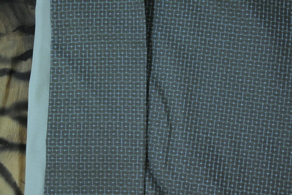 白粋苑：５Ｅ　中古品正絹男物本場大島紬アンサンブル緑亀甲長襦袢付