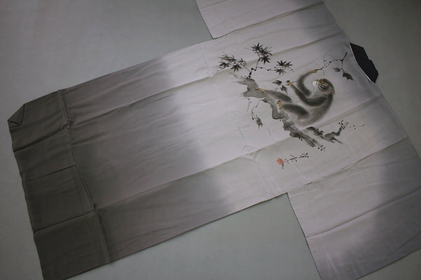 白粋苑：５Ｅ　中古品正絹男物本場大島紬アンサンブル緑亀甲長襦袢付