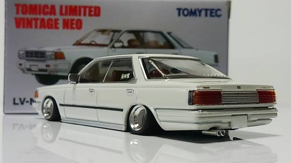☆トミカ LV 1/64 改『 日産 セドリック ターボ Y30』シャコタン・深