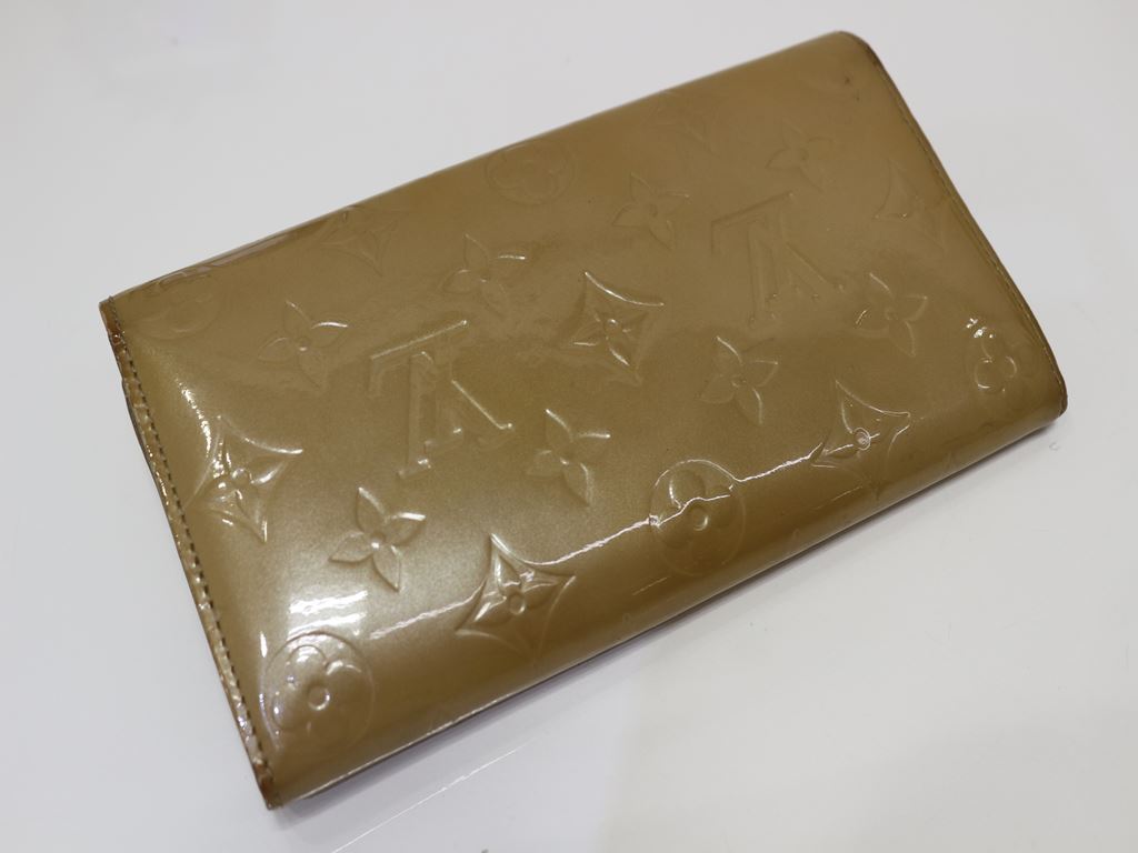 ルイヴィトン ヴェルニ LOUIS VUITTON 長財布 ジッピー 財布 ジッピー