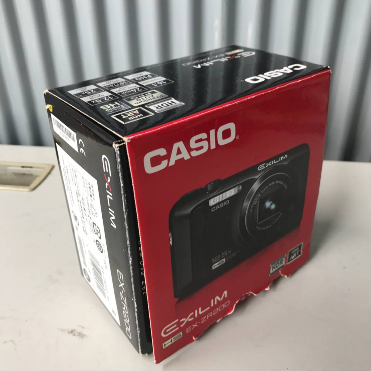 CASIO EXILIM EX-ZR200 - デジタルカメラ カシオ | SPEED ホワイト 