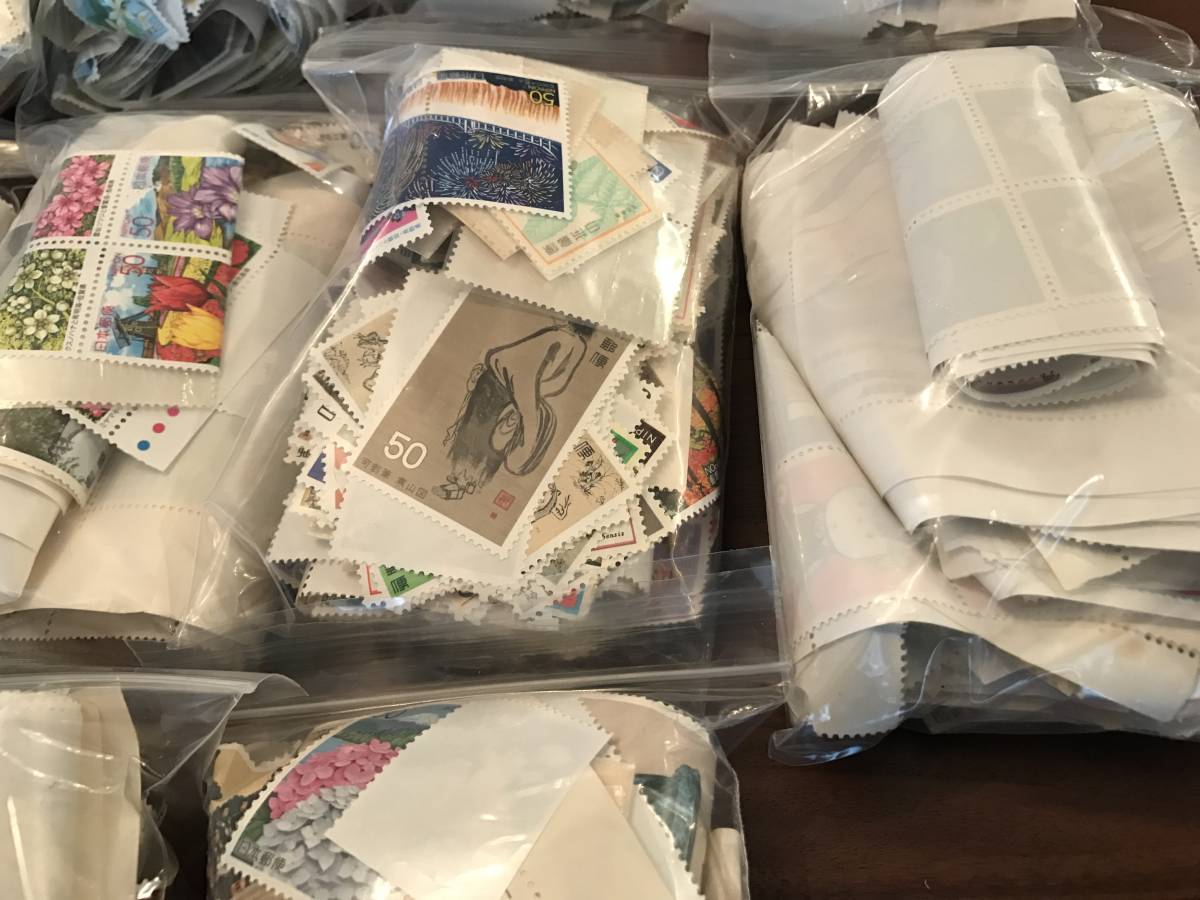 ■バラ切手■50円切手 額面325,000円分 通信用/記念切手 90916D-S_3