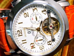 エッチなからくり 腕時計のYahoo!オークション(旧ヤフオク!)の相場