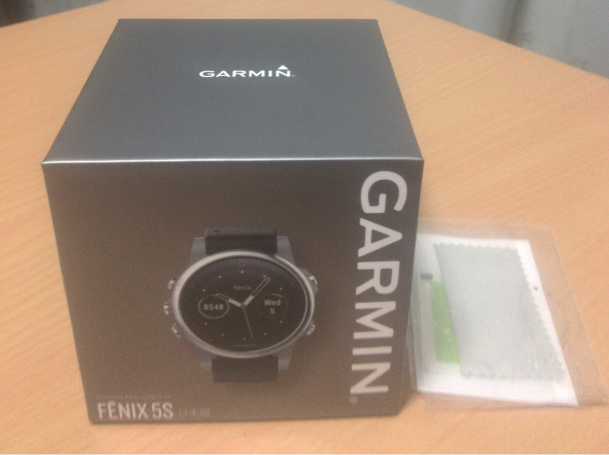 【中古美品】GARMIN FENIX 5S + 保護フィルム