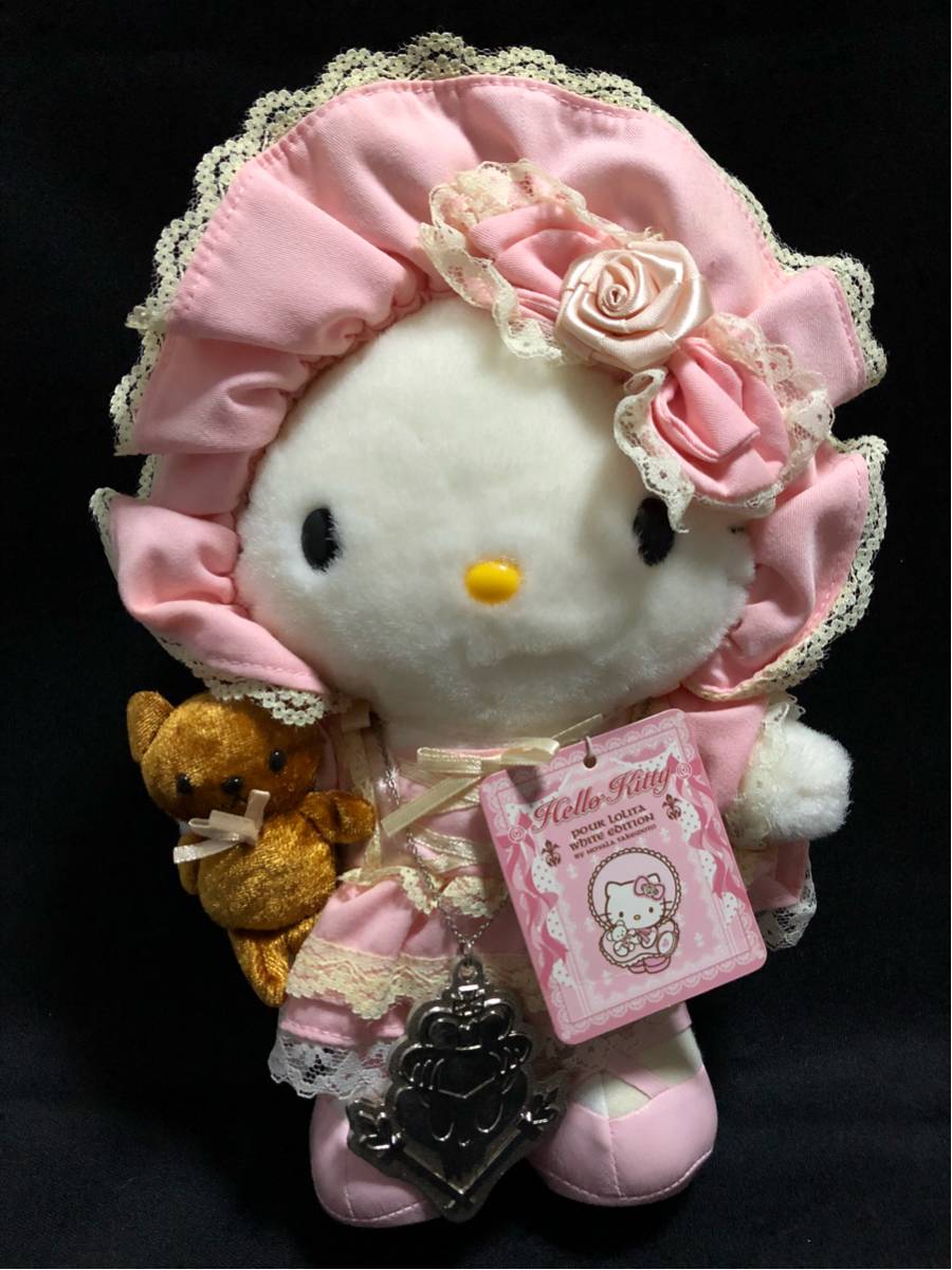 美品 ロリータ ハローキティぬいぐるみ