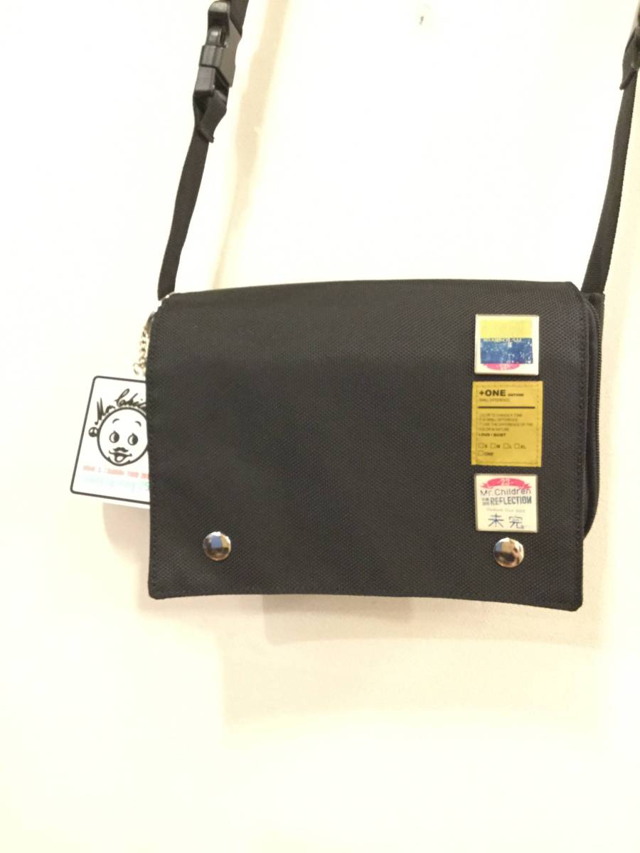 【美品】Mr.Children ツアー 2017 Thanksgiving 25 ガチャ ピンバッチ、キーホルダー付き、ボディバッグ ショルダー 『5WAY』