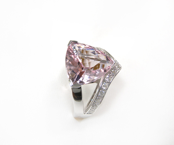 【ME】最落無し★特大！4.42ct天然モルガナイト/天然ダイヤモンド K18WG 透かしリング・指輪(S15240)_2