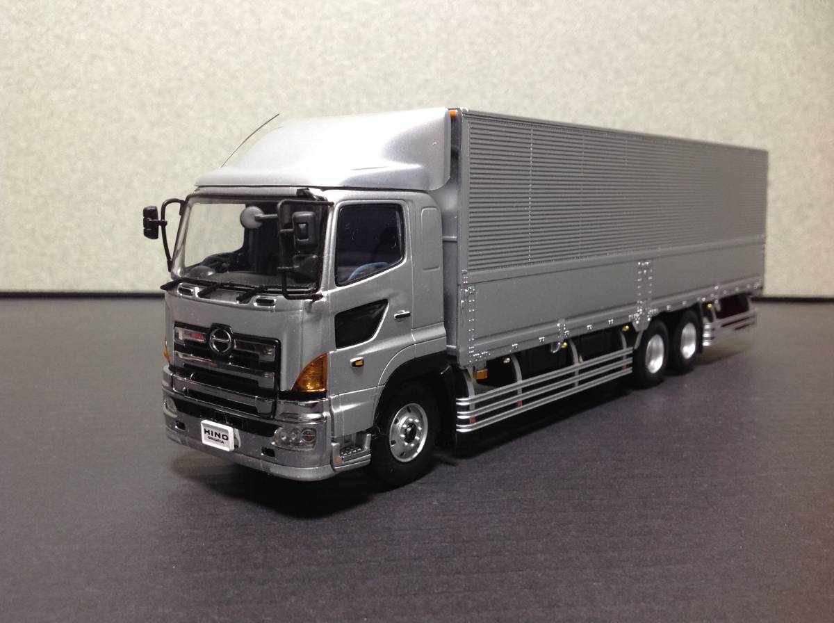 日野 グランドプロフィア 1/43 京商 シルバー色 中古美品 トラック