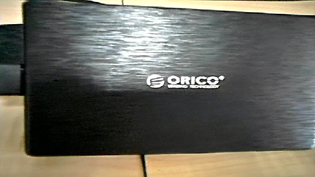 ☆送料込みでお得☆　ORICO 2.5インチ HDD/SSD 外付け ドライブ ケース_1