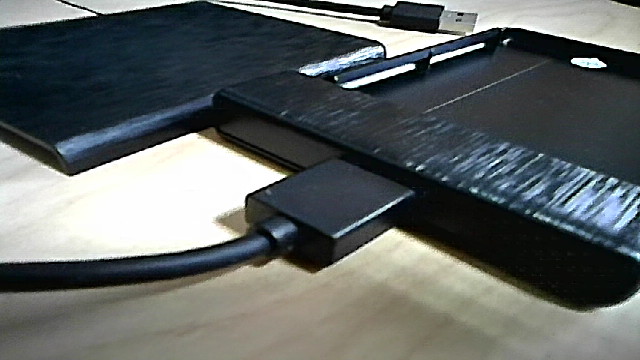 ☆送料込みでお得☆　ORICO 2.5インチ HDD/SSD 外付け ドライブ ケース_3