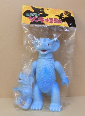 シベリアンバコバス ゾッキ怪獣シリーズ - ガーガメル 蓄光 メルカリ