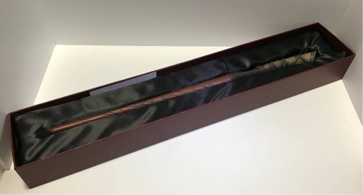 正規品 Usj ハリーポッター オリバンダーの店のオリジナル魔法の杖 アシの杖 誕生日10 28 11 24 引越し処分sale 小道具 衣装 売買されたオークション情報 Yahooの商品情報をアーカイブ公開 オークファン Aucfan Com