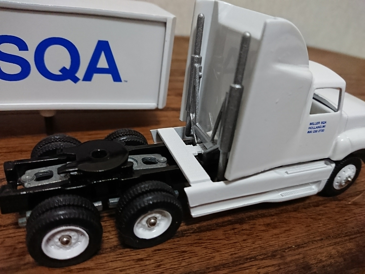 Herman トラックトレーラー ウィンロス社 SQA ハーマンミラー
