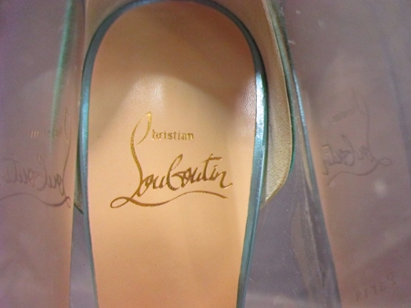 クリスチャンルブタン CHRISTIAN LOUBOUTIN 靴 ブーティ 37 クリスチャンルブタン CHRISTIAN LOUBOUTIN 靴 ブーティ 37