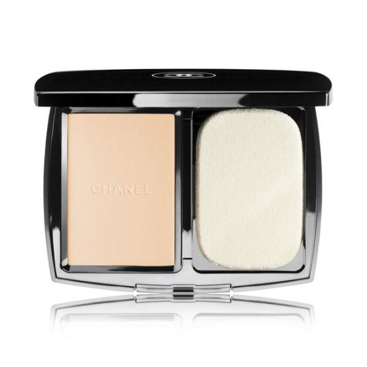 CHANEL シャネル ヴィタルミエール ドゥスール コンパクト #20 ベージュ