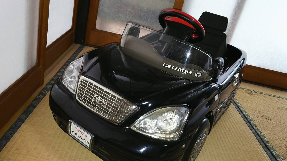 X'masプレゼントに！子供用電動カー セルシオ