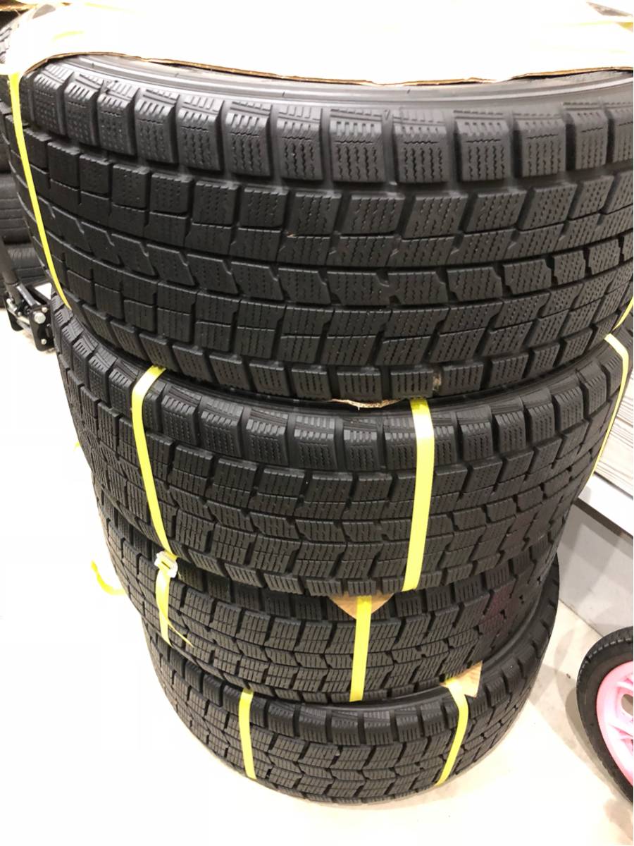 13インチ スタッドレス 23年 ダンロップ バリ山 超バリ山 1シーズン使用 ダンロップ スタッドレス 235 50 18 ベンツ