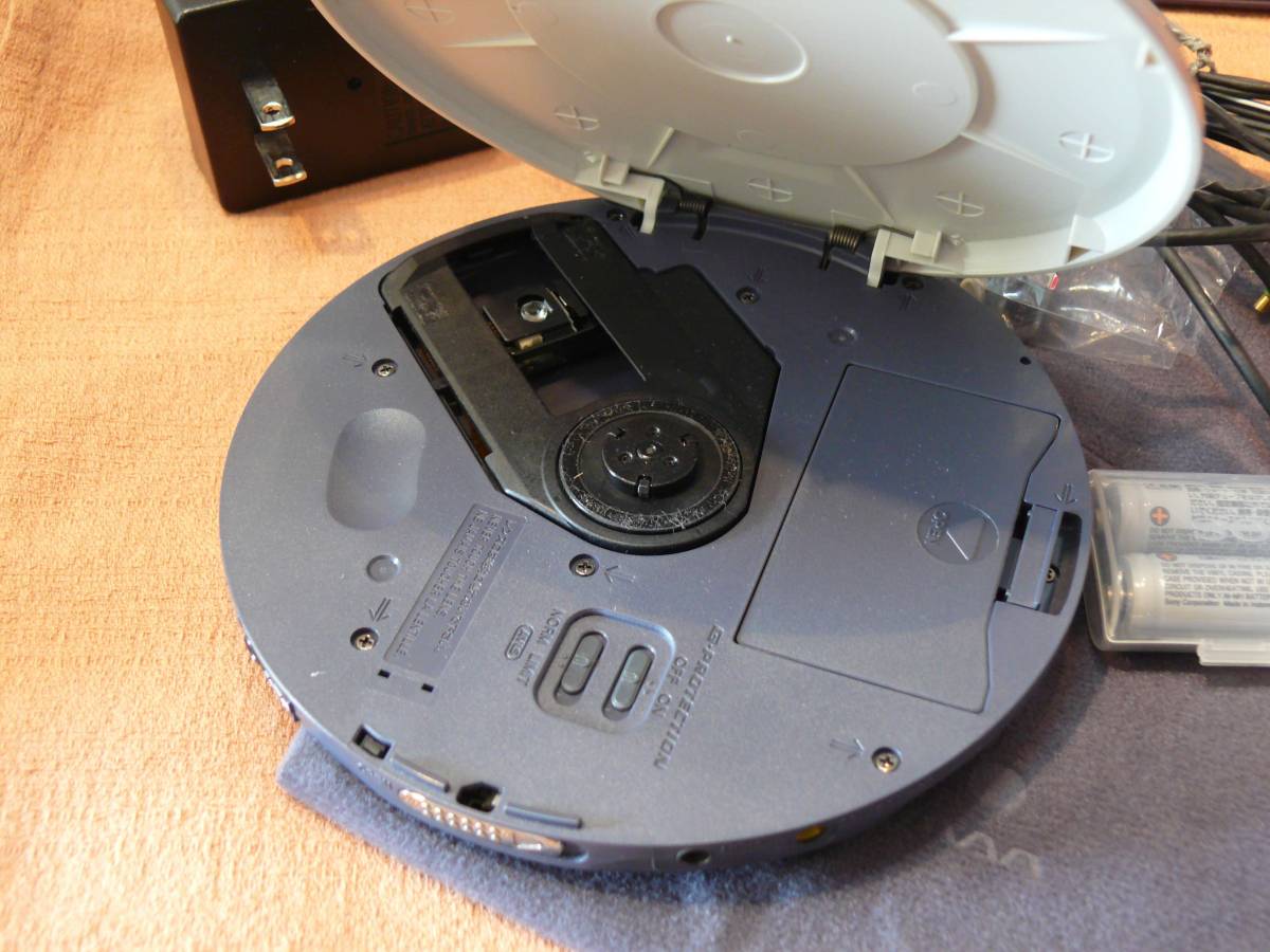 SONY ディスクマン CDウォークマン ♪SONY ソニー Discman ディスク