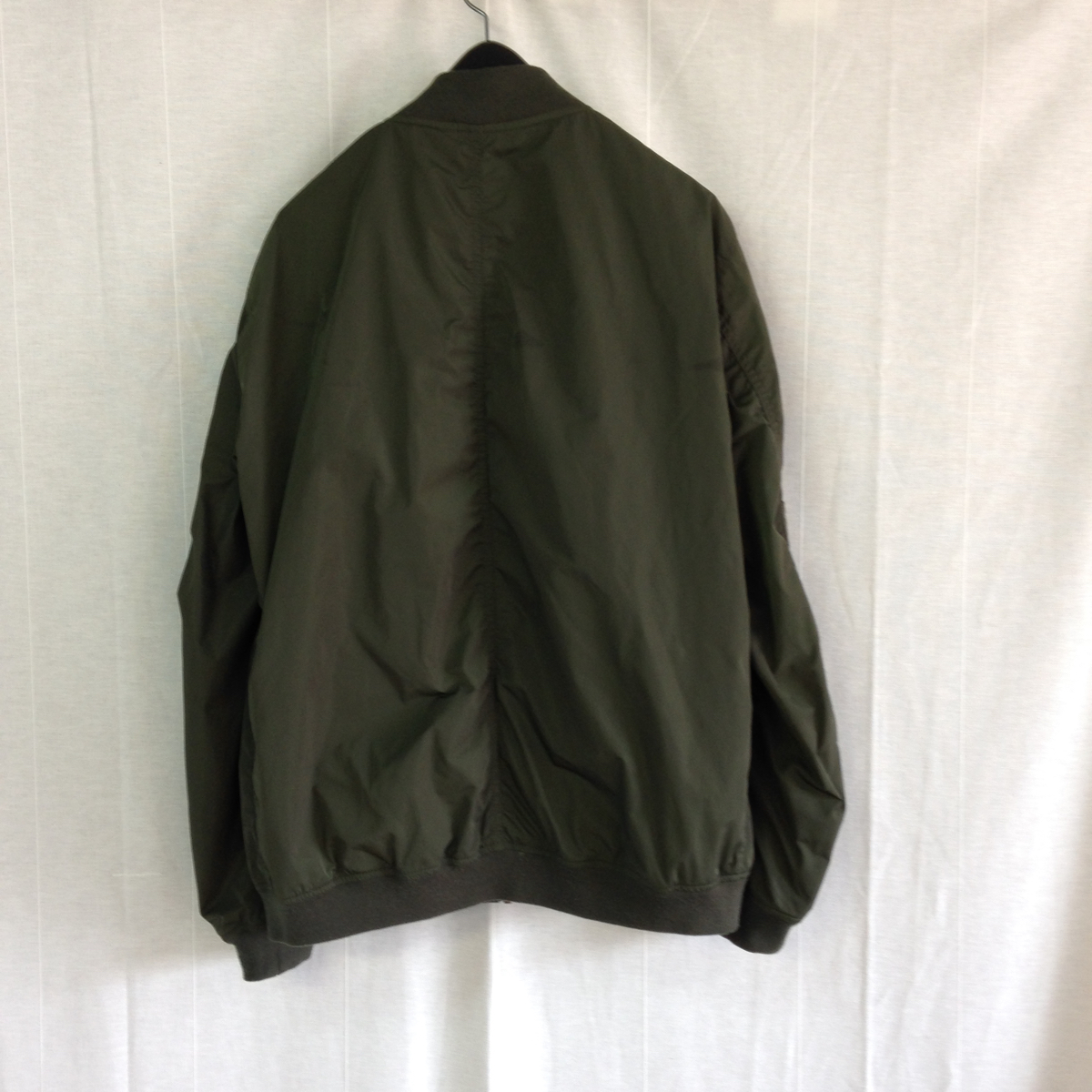 Gu ジーユー Ma 1 フライトジャケット 男性用 メンズ Xl Llサイズ 大きめ ゆったり ミリタリー エムエーワン スポーツ アウトドア M 404 Xlサイズ以上 売買されたオークション情報 Yahooの商品情報をアーカイブ公開 オークファン Aucfan Com
