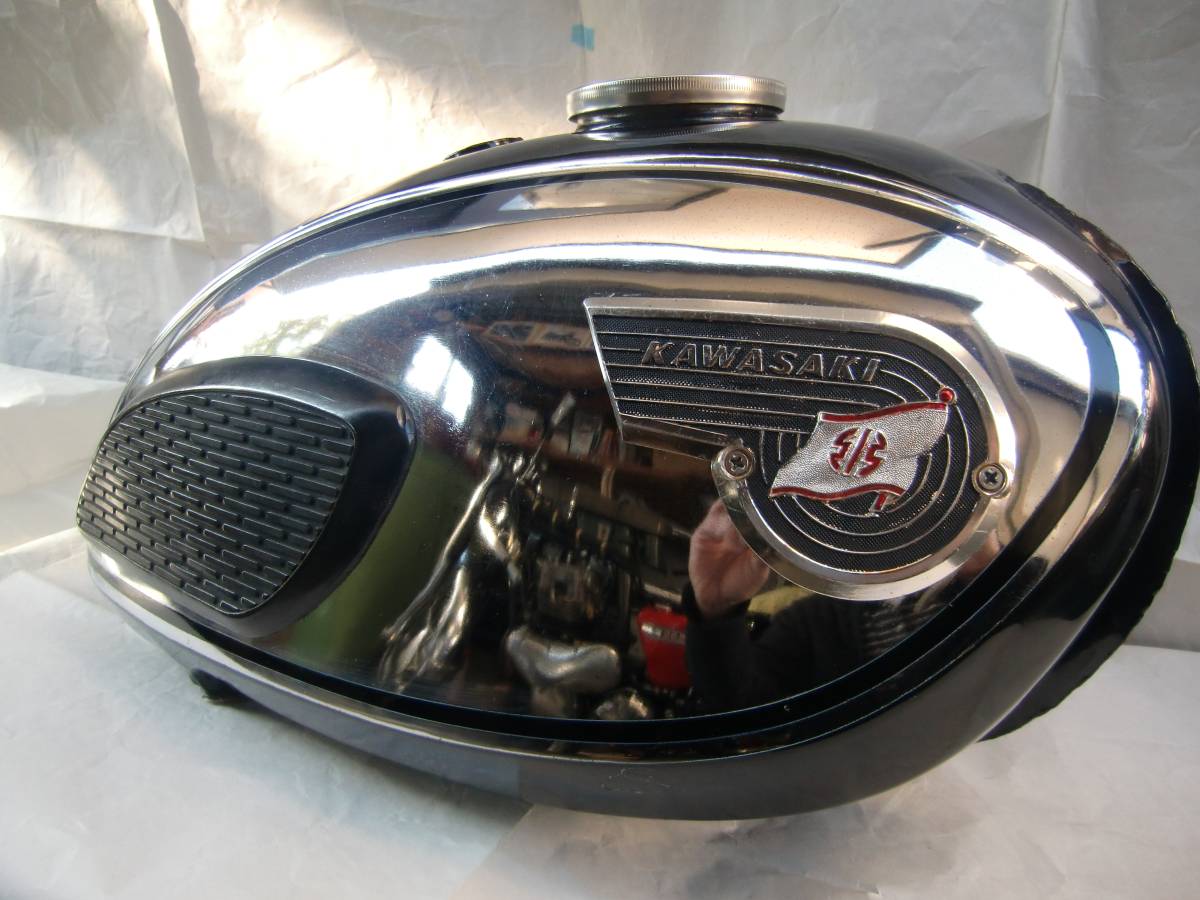 カワサキ　W1S　ガソリンタンク メッキタンク　キャップ　エンブレム付き W1SA W2SS W2TT W3