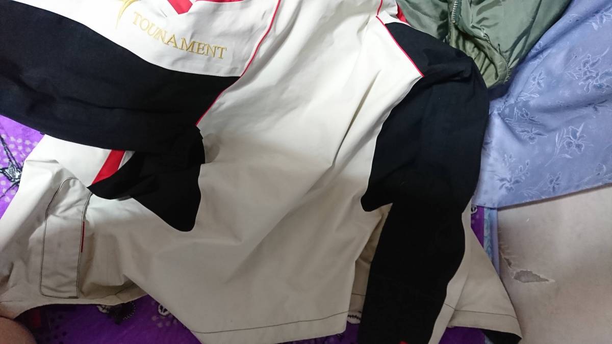 ダイワ トーナメント ゴアテックス ストレッチ レインスーツ Lサイズ