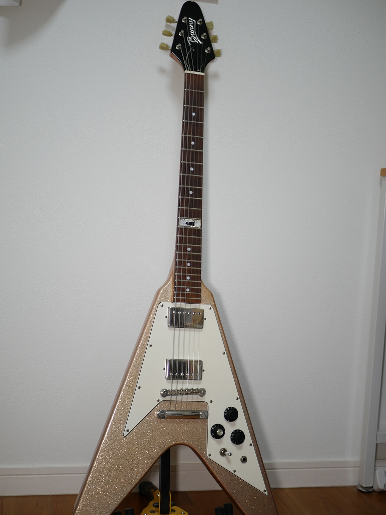 FERNANDES BURNY L'Arc～en～Ciel KENモデル LV-115KK フライングV