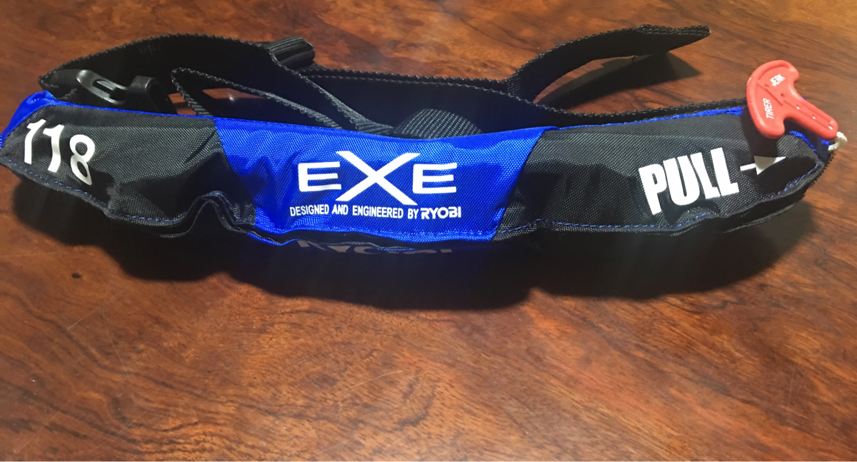 ライフジャケット RYOBI EXE-2722