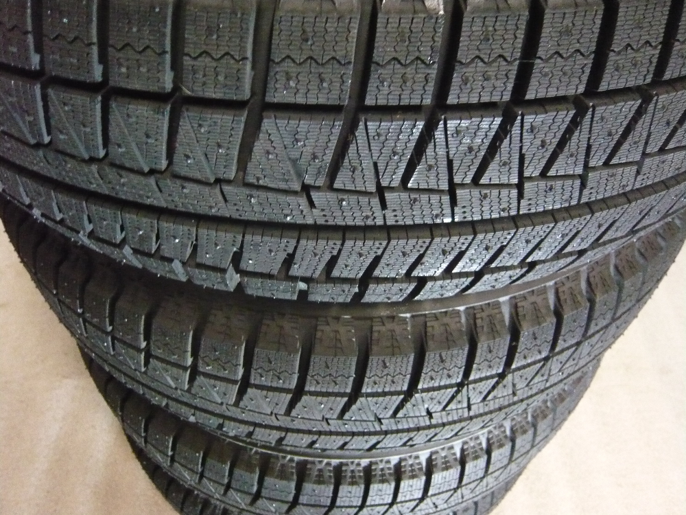 中古品 BRIDGESTONE BLIZZAK REVO GZ 185/60R15 4本セット