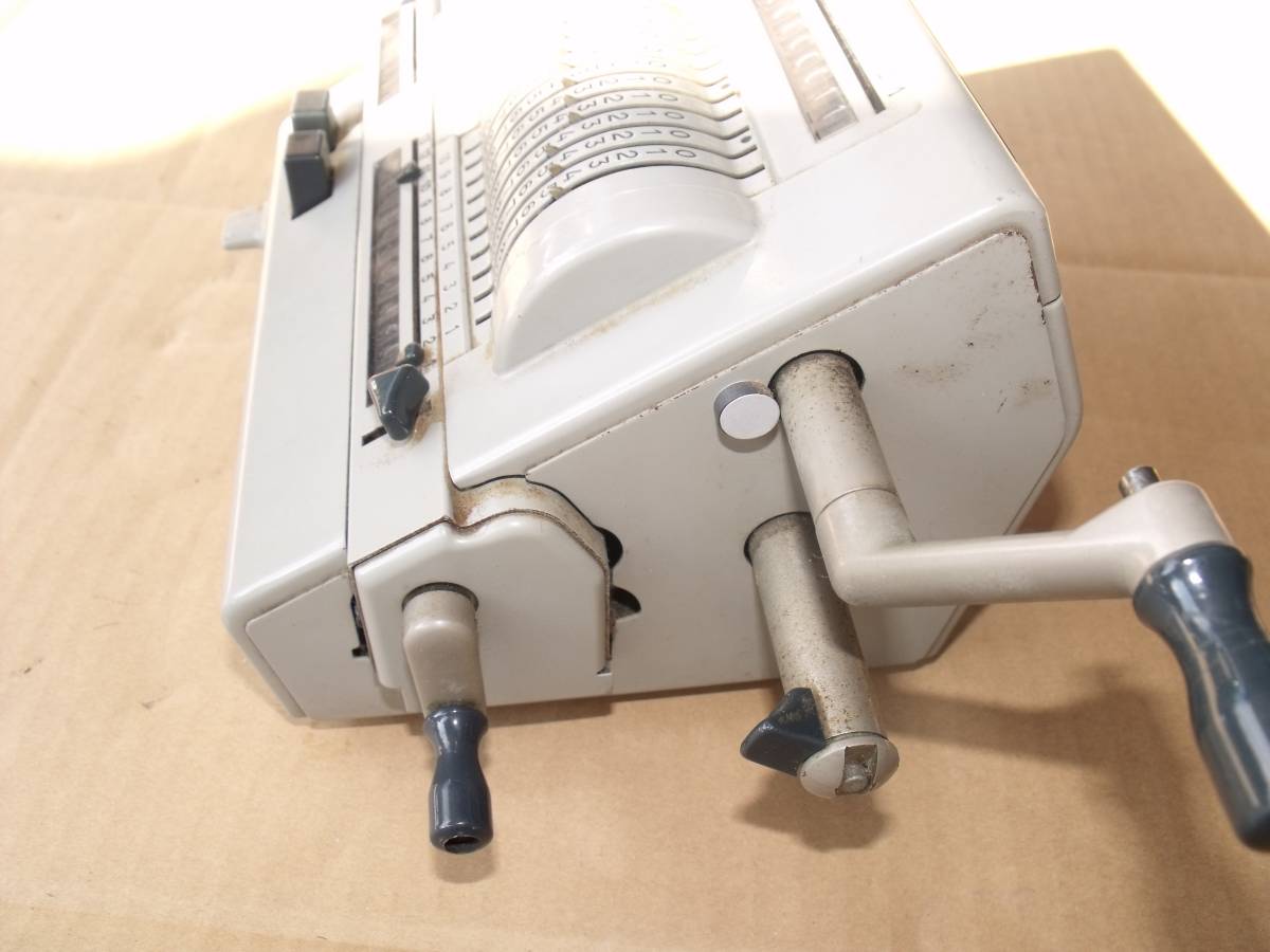 ☆ ORIGINAL-ODHNER アンティーク 手回し 計算機 スウェーデン製