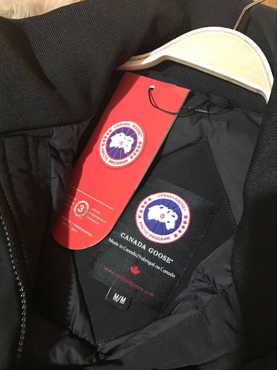 完売品カナダグース レディース CANADA GOOSE ダウン コート ジャケット 黒　M