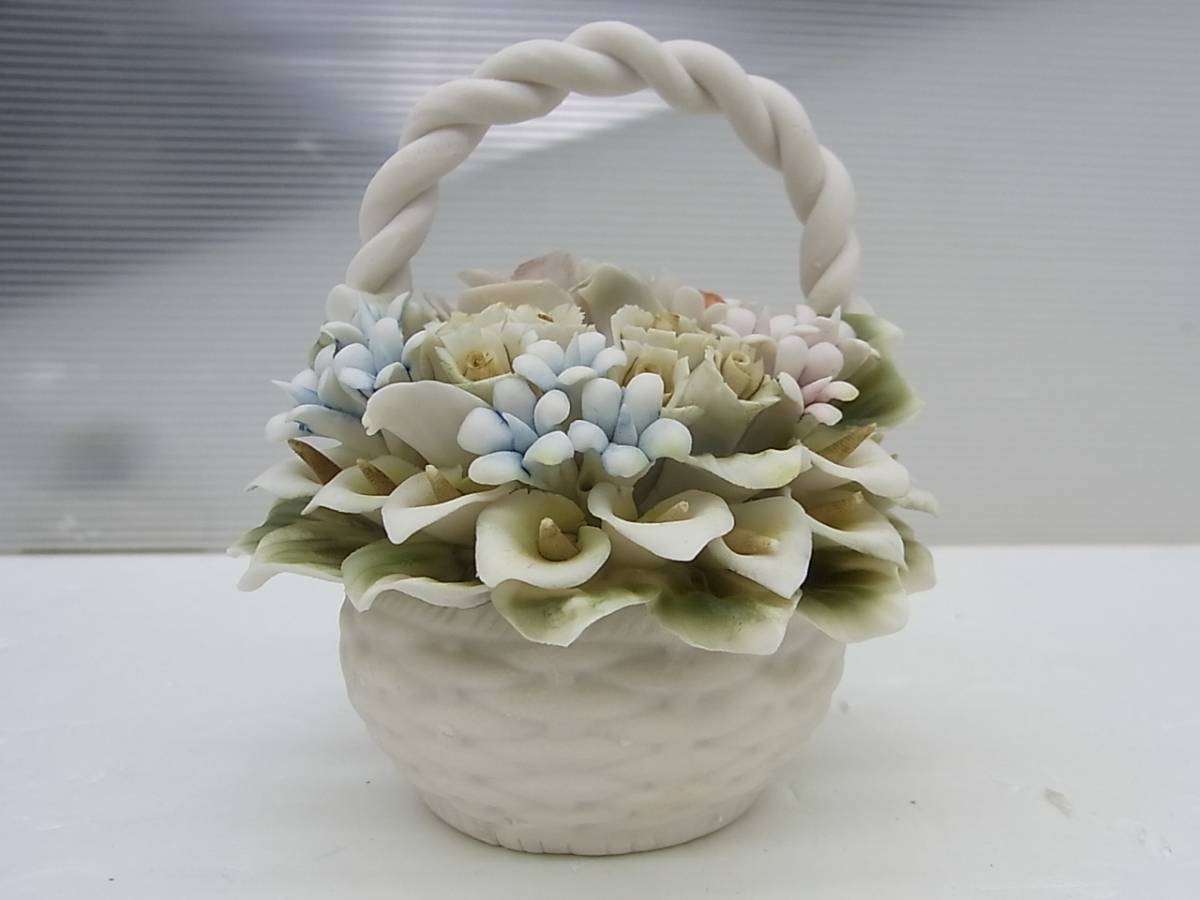 CAPODIMONTE カポディモンテ イタリア 工芸 陶花 陶器 花束 バスケット