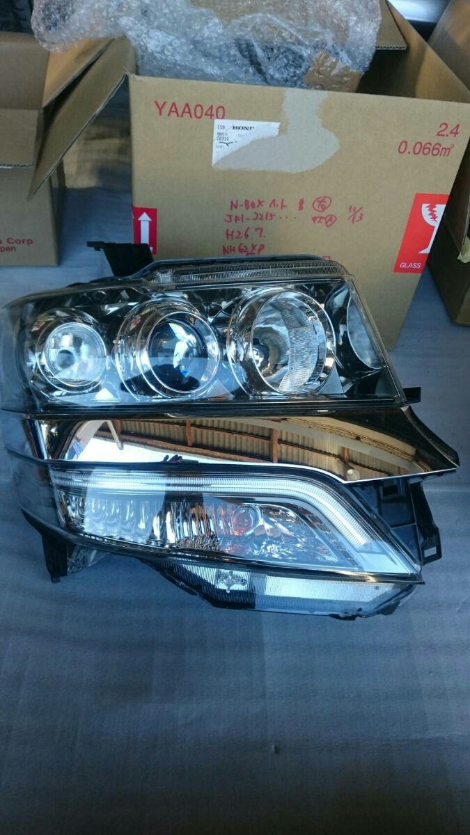 N-BOX N-BOX JF1 カスタム ヘッドライト 左右 カスタム 加工 N-BOX N-BOX JF1 カスタム ヘッドライト 左右 カスタム 加工