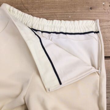 TOMORROWLAND トゥモローランド パンツ スラックス ホワイト サイズ 36 レディース 2017124K012 TOMORROWLAND トゥモローランド スラックス 紺 （トゥモローランド）の「ハードウールオックスフォード スラックスパンツ&frasl;48&frasl;ウール&frasl;BLK&frasl;61