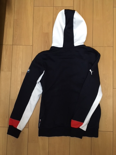 美品 BMW×PUMAコラボ・スウェットパーカー・美品 送料無料 PUMA×BMW