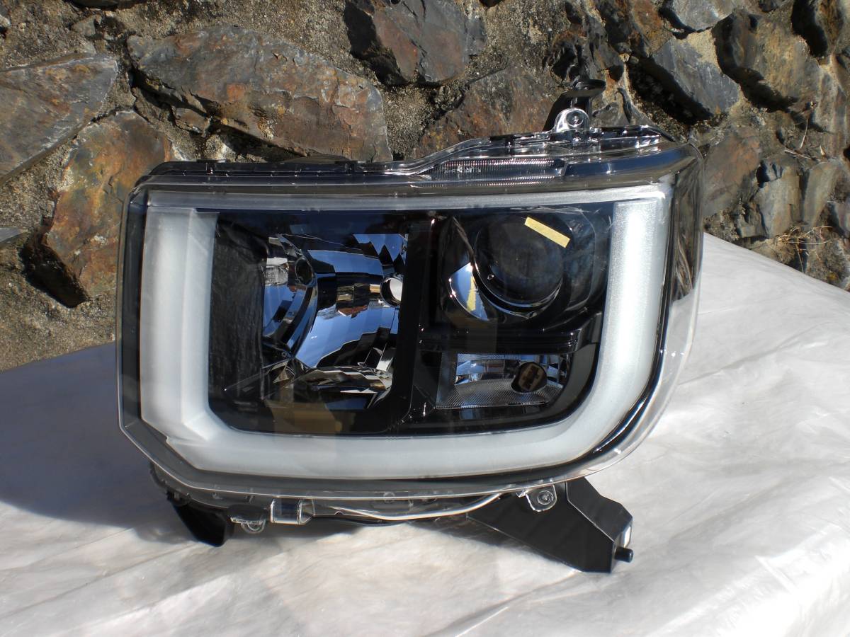 限定セール，人気SALE 限定 ウェイク LA700S 左ヘッドライト 左ライト LED うすキズ(ヘッドライト)｜売買されたオークション情報、yahooの商品情報をアーカイブ公開 - オークファン ダイハツ用