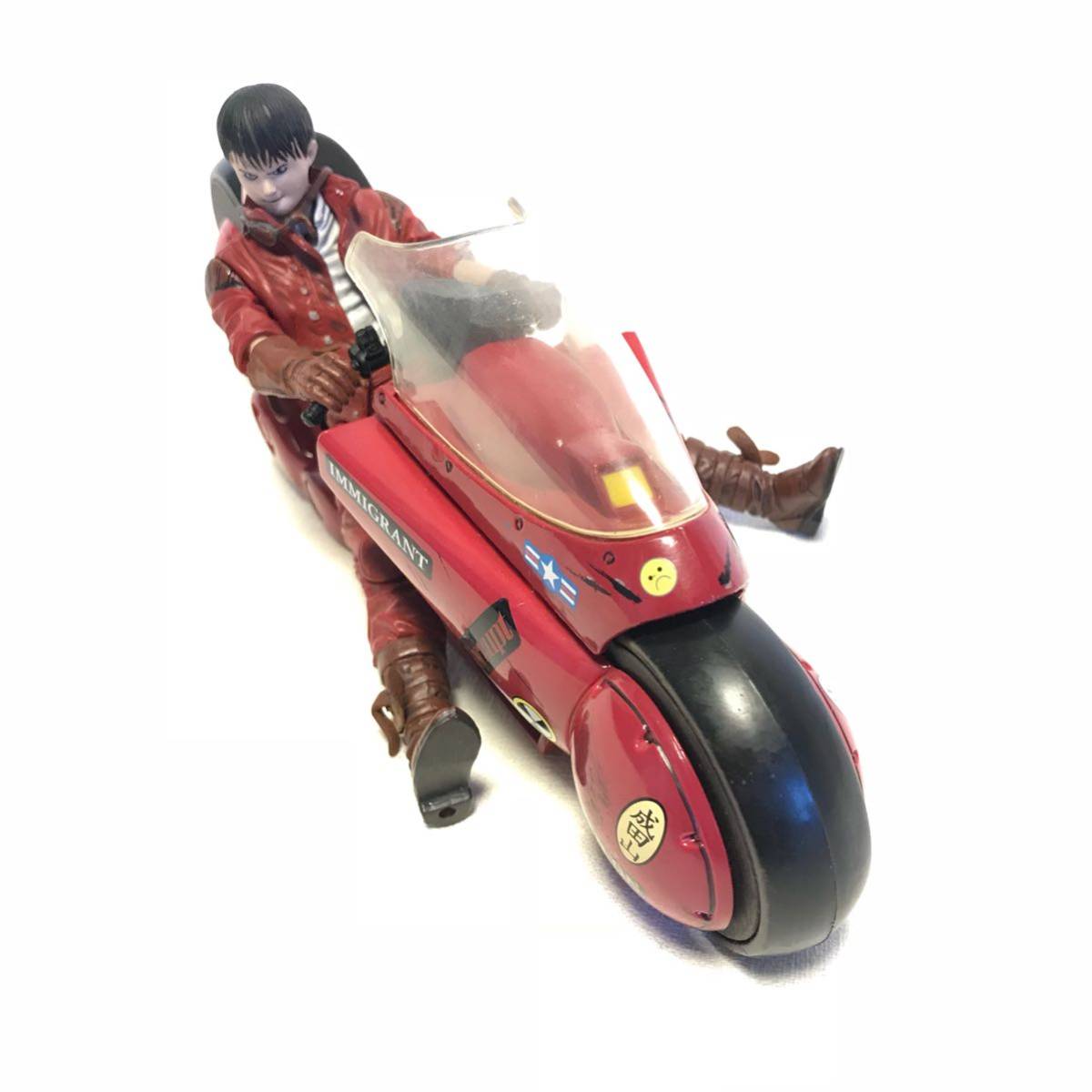 AKIRA 金田のバイク フィギュア