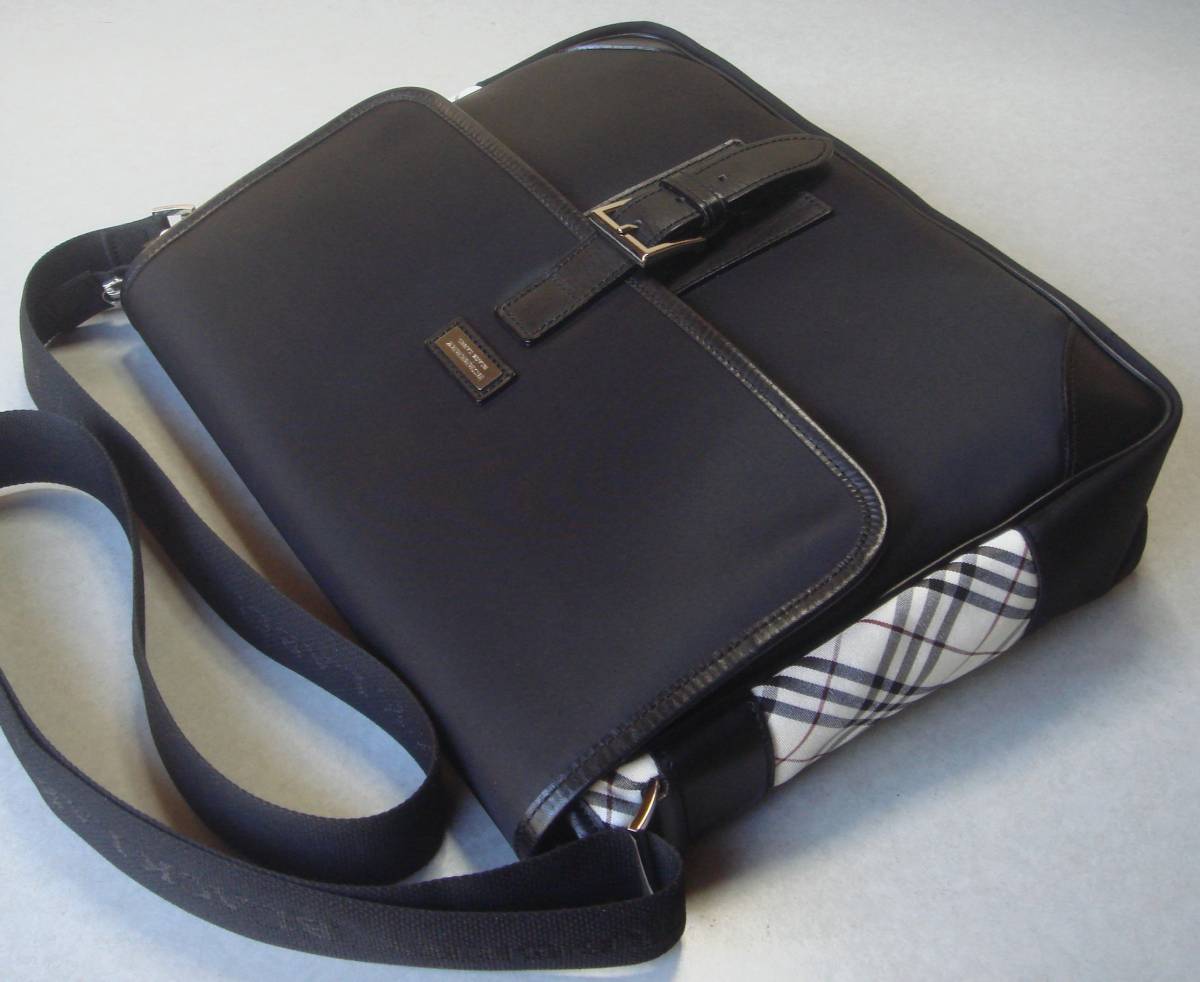 11★BURBERRY BLACK LABEL・美品・ショルダーバッグ・サイドノバチェック