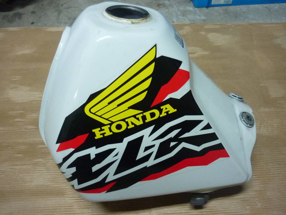 ホンダ。XLR250R。MD22タンク。 XLR250R MD22 BAJA 令和4⁄9 新潟市の落札