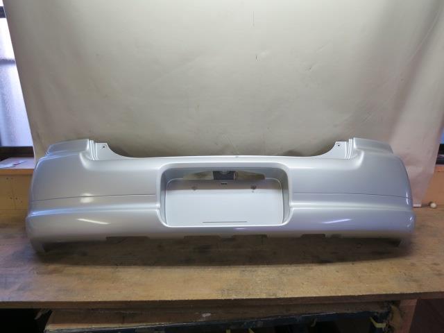 [中古] H13/10 スズキ アルト LA-HA23S リアバンパー 品番/71811-76G00-Z2S カラーNO，Z2S