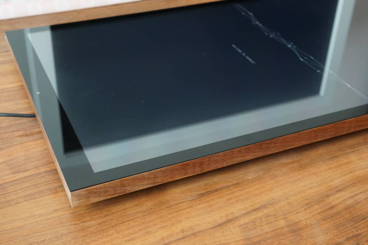 24インチ FRAMED2.0 中村勇吾 アートフレーム「Mono デジタルアート