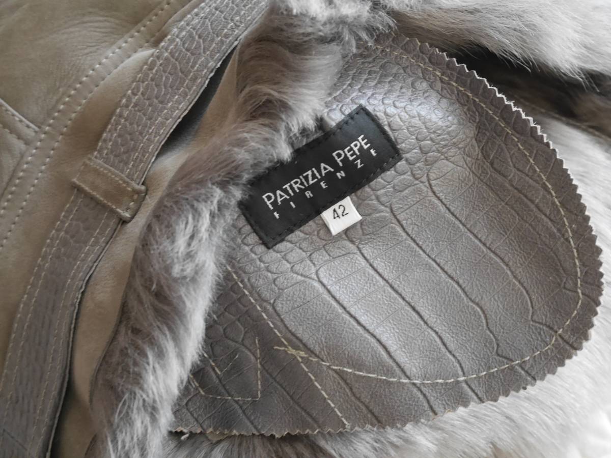 美品 パトリツィアペペ PATRIZIA PEPE 羊革 ムートン コート42 美品 