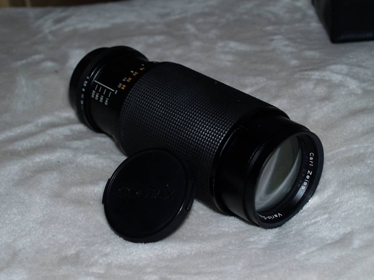 Zeiss Carl Vario-Sonnar T* 80-200mm Contax | f4 the 80-200 - 4⁄
