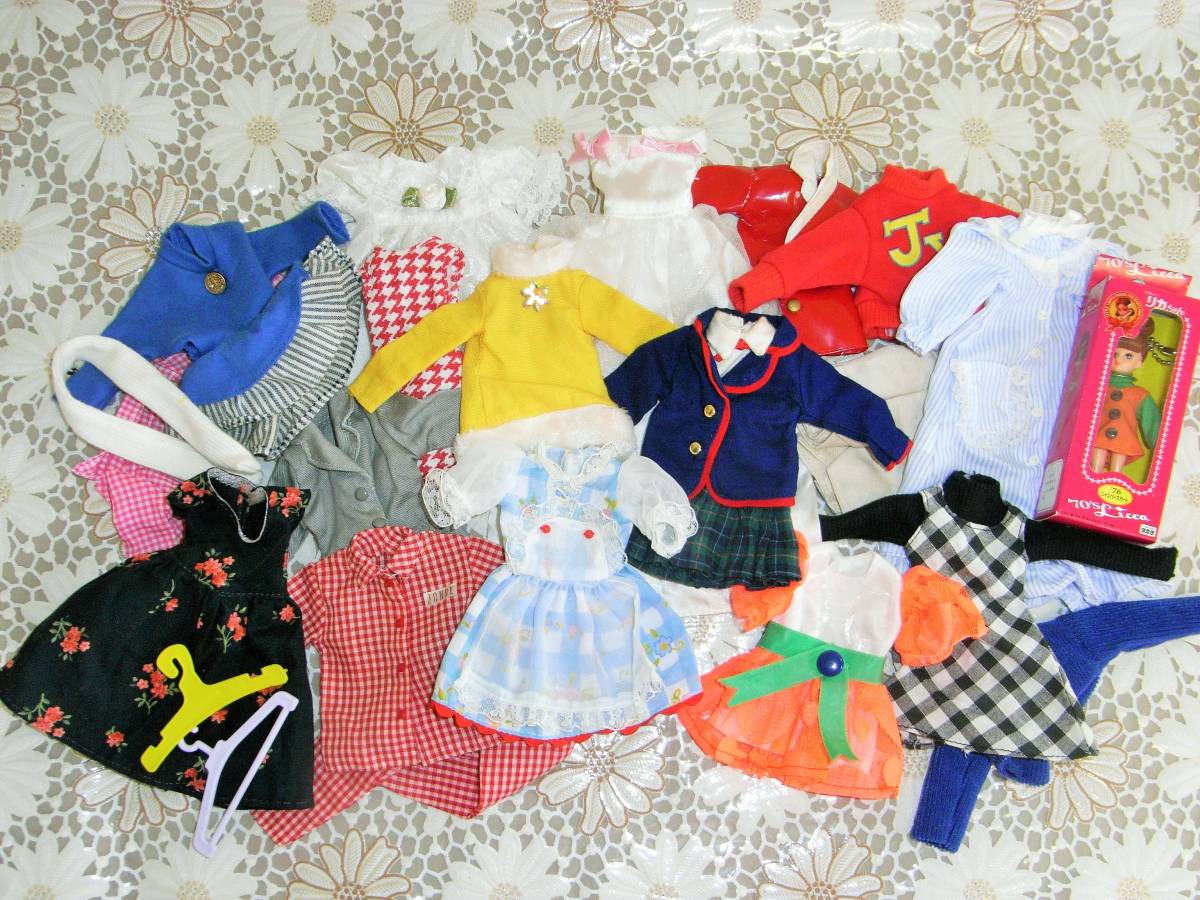 リカちゃん 洋服いろいろ・ キーホルダー ☆ヴィンテージ ドール タカラ 昭和 当時物