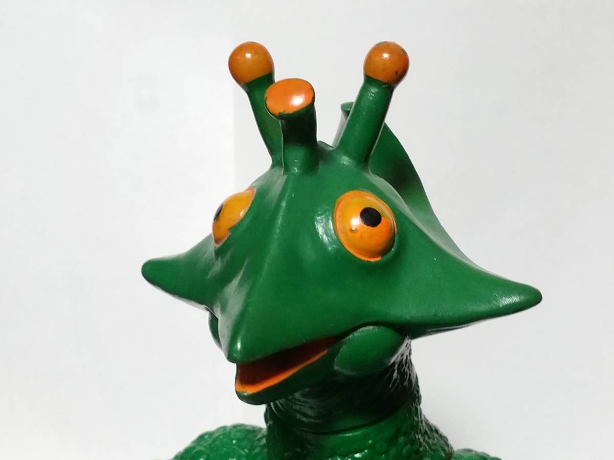 緑色怪獣フィギュア ギララ 極美品！ 当時物 マルサン製 ソフビ 宇宙大